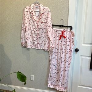 NWT Serenedelicacy Women's heart print Satin Pajama Set size XL